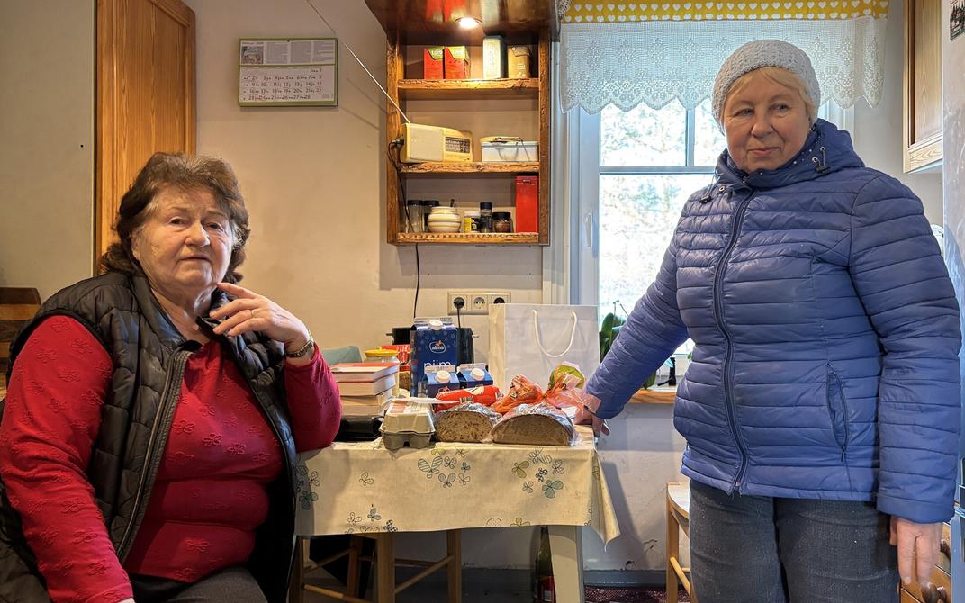 Elderly need a lot more attention from care workers in prolonged cold spell